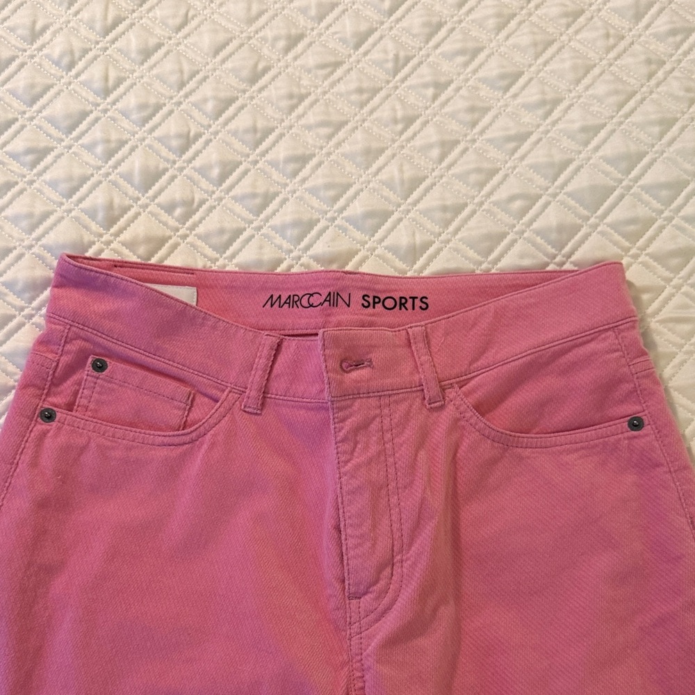 Marc Cain Pink Casual corduroy Pants. NWOT